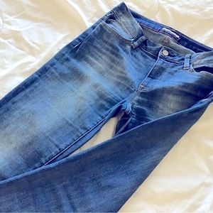 Tommy hilfigher high rise legging jeans for women, size 2